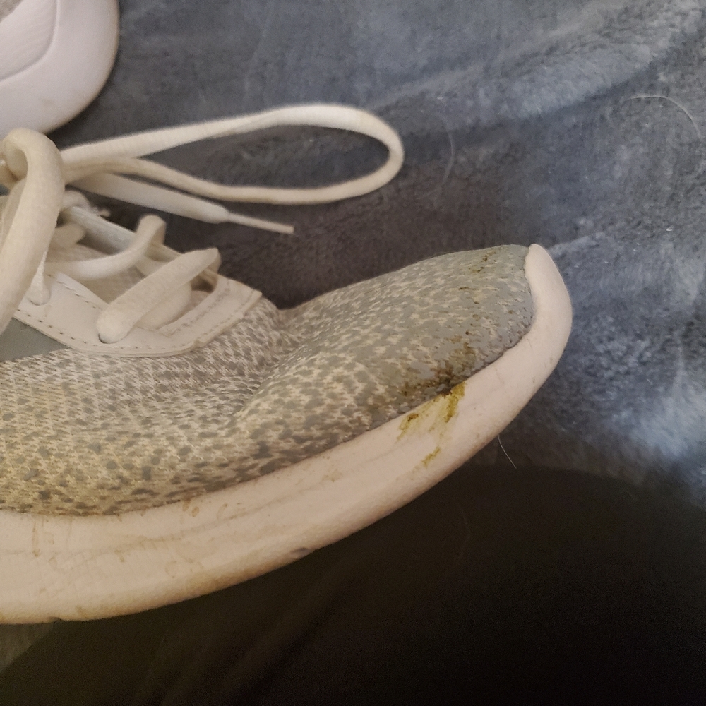 Tennis Shoes - Picture 7 of 7
